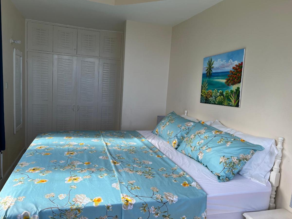 Pampered In Paradise Near Ian Fleming Airport Ocj Ocho Rios Exterior foto